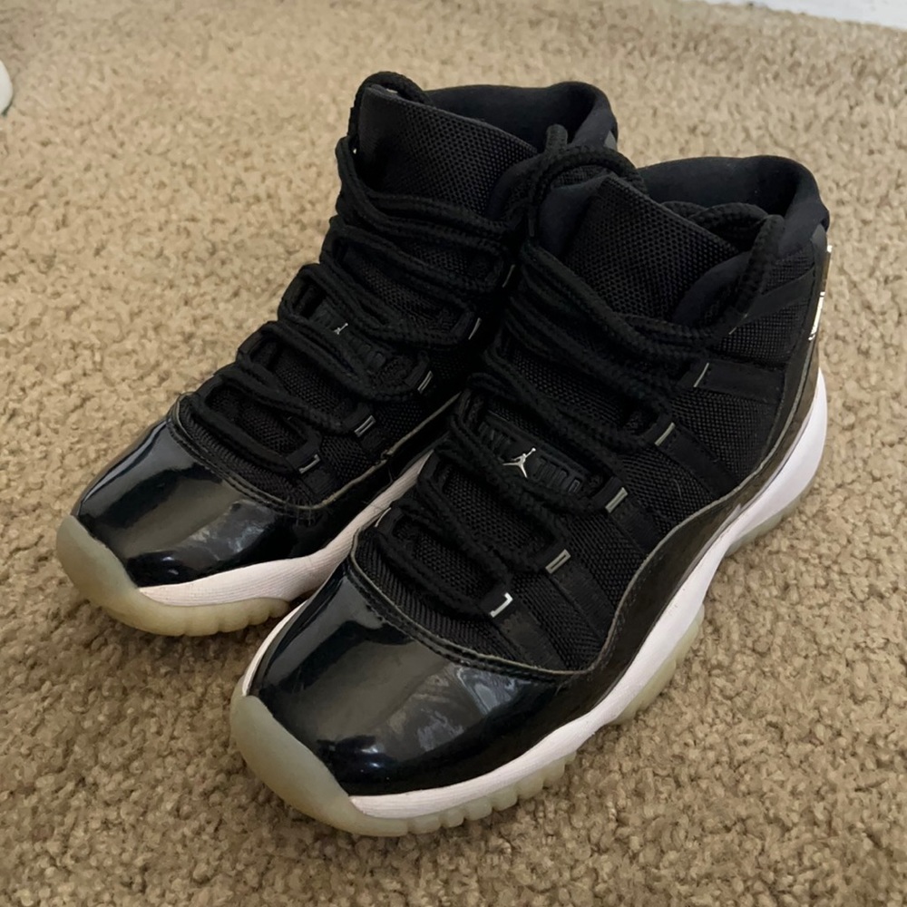 Black & white Jordan’s